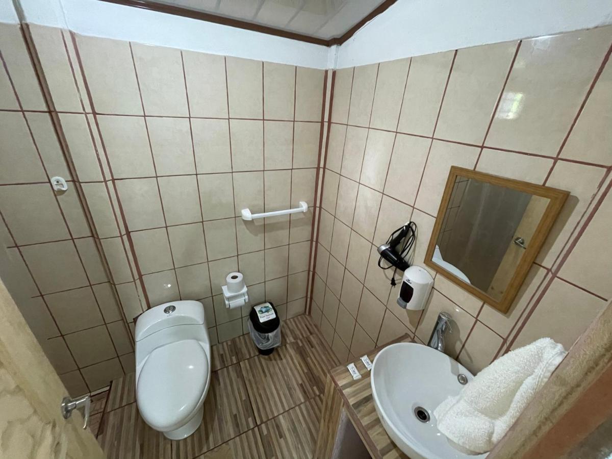 Casa Turtle Bogue Hotel Тортугеро Екстериор снимка